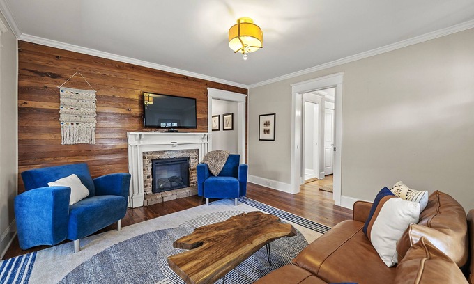 Marietta House | Charming Historic Marietta Home!