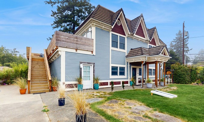 Richmond Beach House | Charming home with expansive views, dog-friendly, large yard with yard games