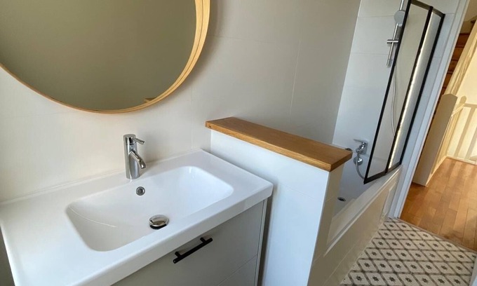 Courbevoie House | Charming house in Paris La Défense, 5 minutes from transport and shops