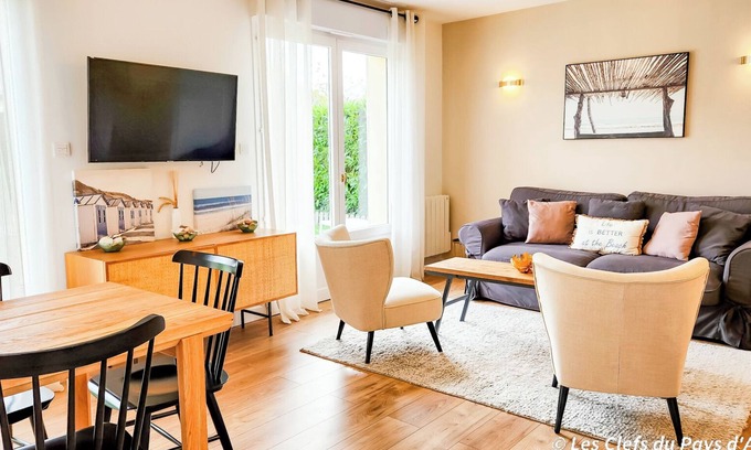 Tourgeville House | Charming house - 4 people - residence with swimming pool and tennis court - Deauville