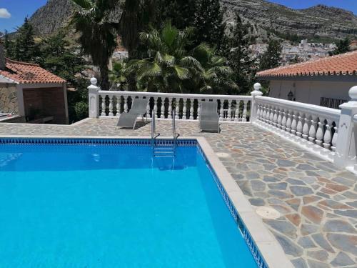 Valle de Abdalagis House | Charming House with Pool & Barbecue
