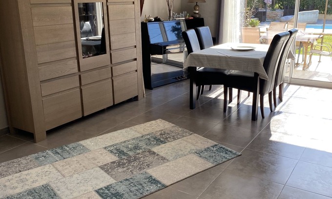 Pierrefeu-du-Var House | Charming house bathed in sunshine between sea, countryside in the middle of vineyards