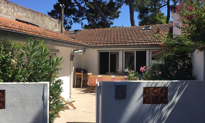 Soulac-sur-Mer House | charming house in the hyper center