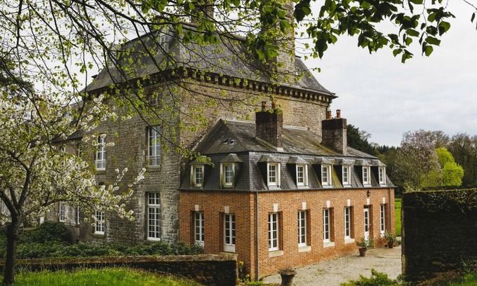 Le Grais Cottage | Charming house in 18th-century castle with garden and fireplace