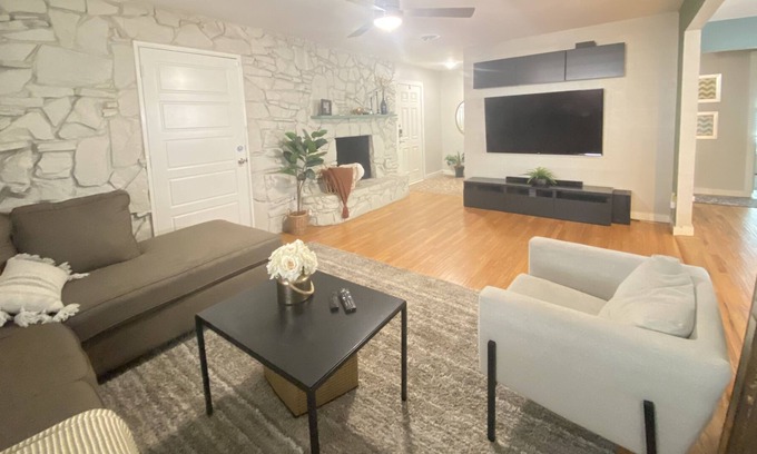 Oak Cliff House | Charming House in Oak Cliff