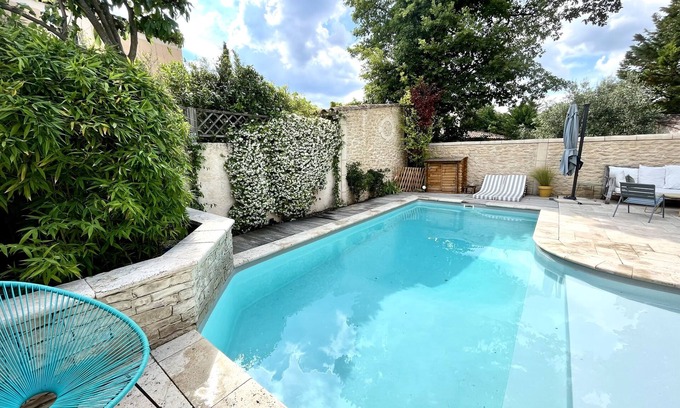 Aix-en-Provence House | Charming house with swimming pool & pétanque - 6 people