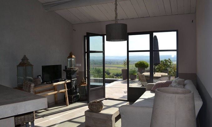 Sainte-Tulle House | Charming house with swimming pool in exceptional setting