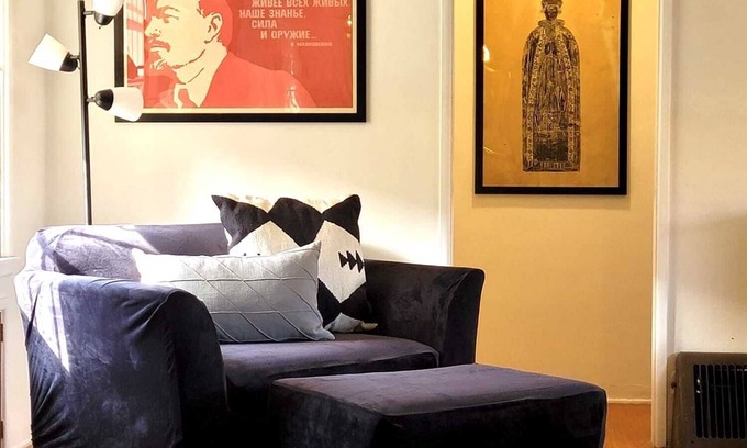 Harbor House | Charming house with WiFi in West Long Beach