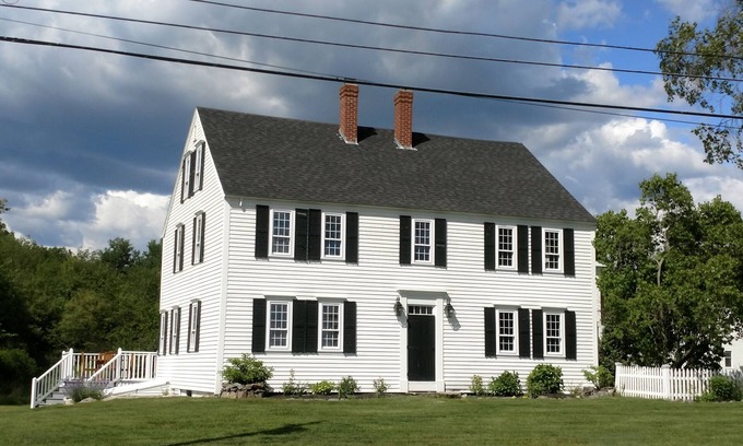 Kennebunkport Apartment | Charming Kennebunkport overlooking the Cape Arundel Golf Course