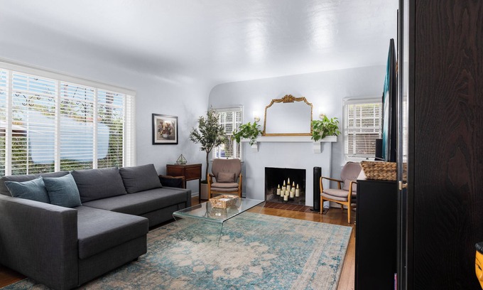 Kensington House | Charming Kensington Retreat Near Balboa Park & Downtown