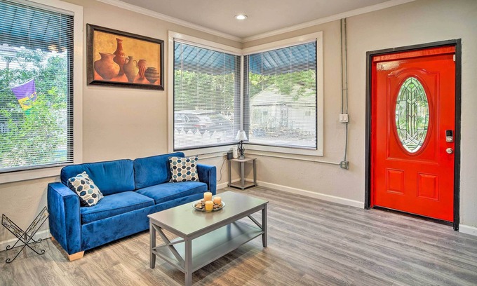 New Roads House | Charming Louisiana Home: Walk to Shops & More