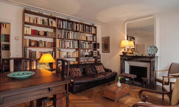 Saint-Victor Apartment | Charming Maître Albert 2BR/2BA near Seine, St. Germain and Notre-Dame