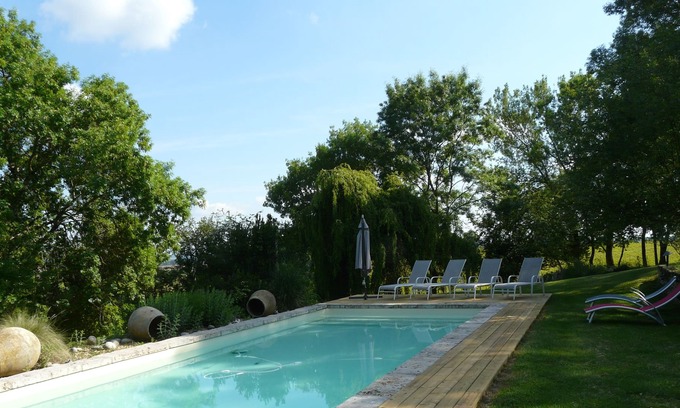 Sempesserre House | Charming maisonette, with swimming pool, view of the countryside and the Pyrenee
