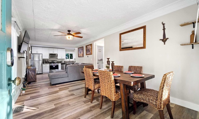 Julian House | Charming Multi-Family Home in Historic Julian, CA - Central AC, Smart Lock, Netf