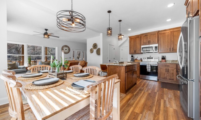 Murphy House | Charming Murphy House with Deck & River Views!