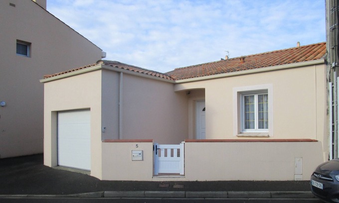 Les Sables d'Olonne House | Charming new house in downtown Les Sables D¥Olonne