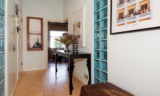 Colville Apartment | Charming Notting Hill 2BR with magical garden - perfect for 2 couples or family