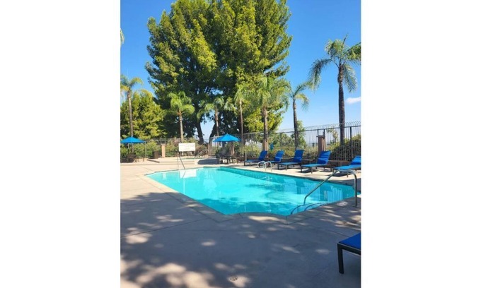 Corona Condo | Charming One bedroom Condo Entire Place