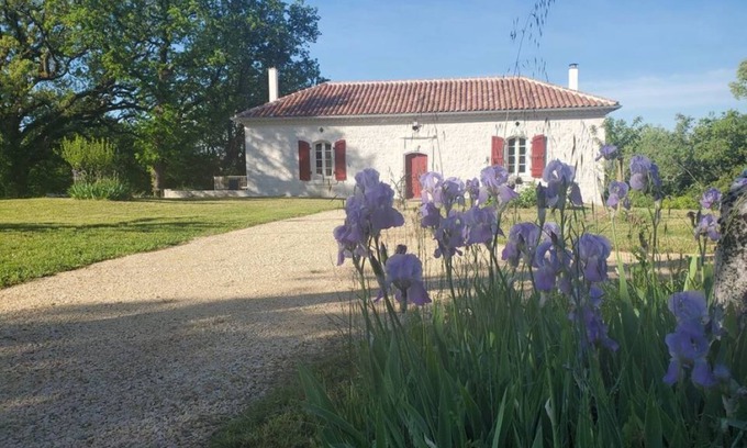 Beauville House | Charming Quercy farmhouse with swimming pool for lovers of peace and nature