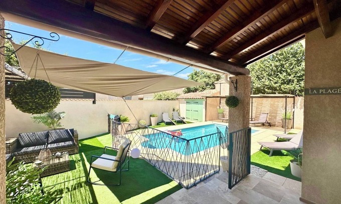 Saint-Didier House | Charming renovated house: Heated, Pétanque, Garden, and Quiet.