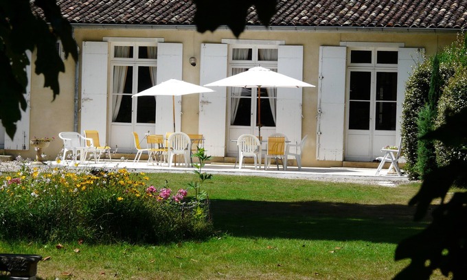 Cestas House | Charming residence with large park for 10 people in Cestas near Bordeaux