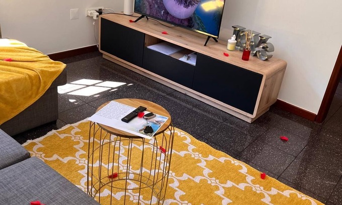 Machico House | Charming Retreat Machico - 5 min Praia & Centro A