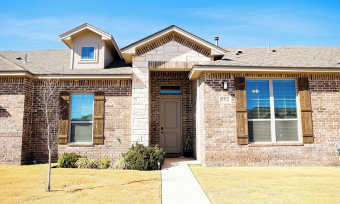 Midland House | Charming retreat nestled in a peaceful neighborhood & conveniently located!