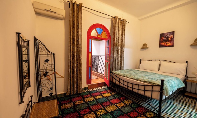 Dar Tazi House | Charming riad in delightful Fès : Romantic Room