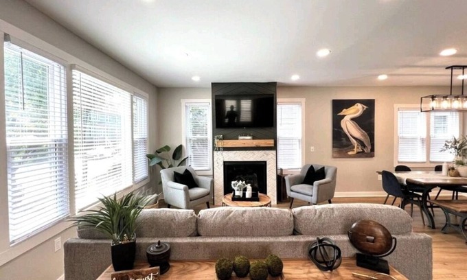 Riverwest House | Charming Riverwest Retreat