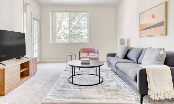 South San Jose Apartment | Charming San Jose 1BR w/ Gym, Pool & W/D, near WF & Costco, by Blueground