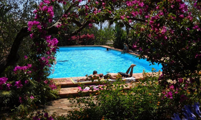 Linera Villa | Charming Sicilian Villa of the century 1800 with old trees park