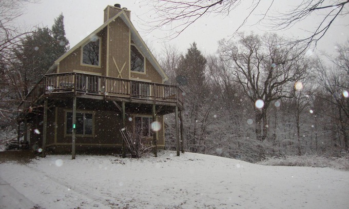 Ludlow Ski Chalet | Charming Ski Chalet Minutes From Okemo Mountain!