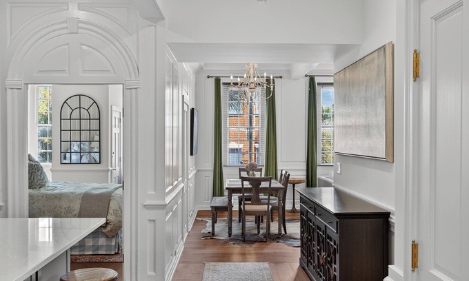 South of Broad Apartment | Charming South of Broad Condo, Heart of Downtown Charleston