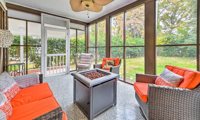 Mooresville House | Charming & Spacious Mooresville Abode w/ Yard