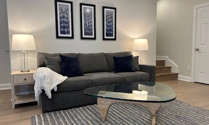 Huntersville Apartment | Charming, Spacious, Quiet 1-bd apartment near Downtown Huntersville, 1000 sq ft
