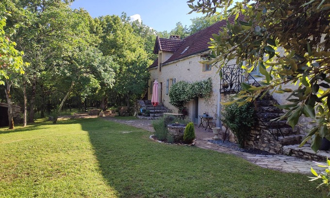 Lugagnac Cottage | Charming Stone Farmhouse - Private Pool, Lovely Countryside