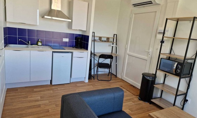 Bourges Apartment | Charming Studio in Bourges