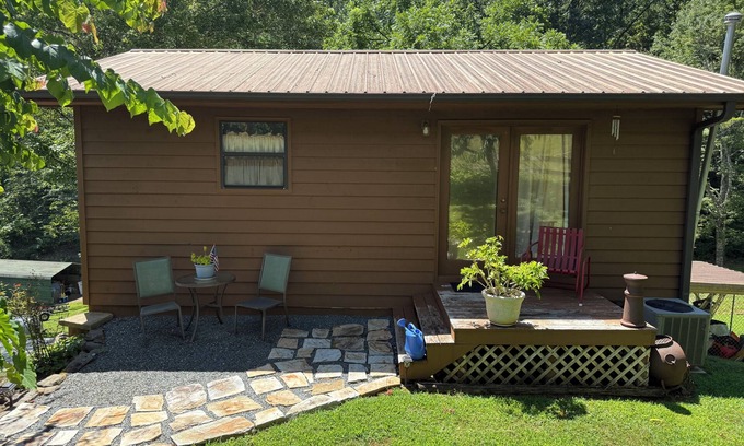 Murphy Apartment | Charming studio in peaceful Murphy