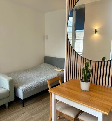 Arts-et-Metiers Apartment | Charming Studio - Marais