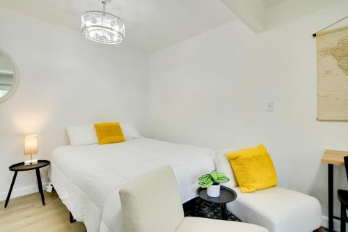 Kimberling City Apartment | Charming Studio with Pool and Table Rock Lake Access!
