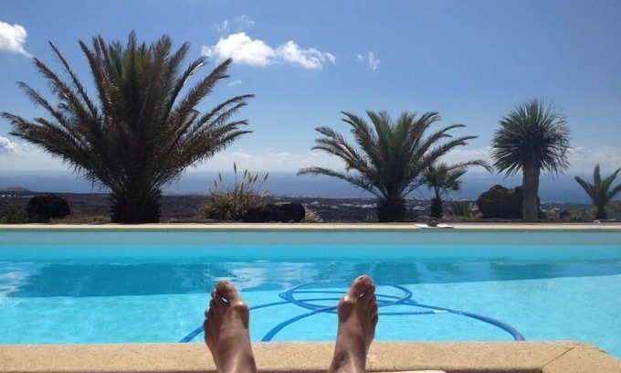 La Asomada Condo | charming studio with fantastic sea views in a private villa and pool