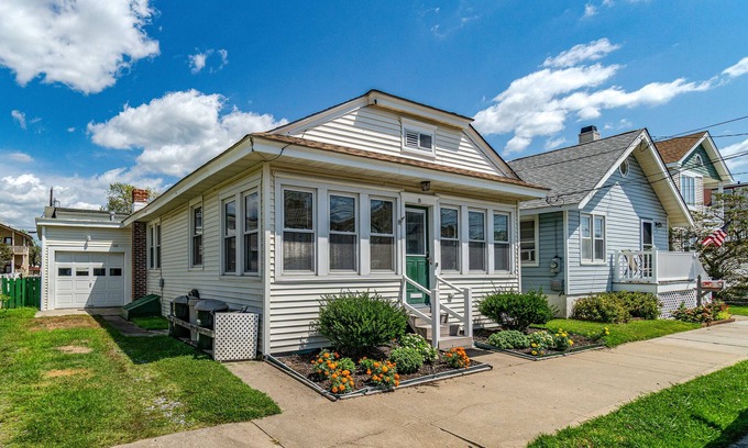 Riviera Cottage | Charming Summer Cottage in Ocean City!