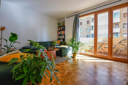 Vauban Apartment | Charming T3 of 60 m2 with balcony in Marseille