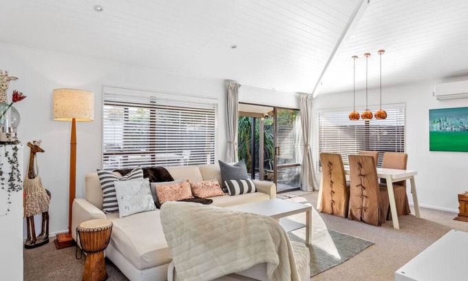Three Kings Apartment | Charming Three Kings Home