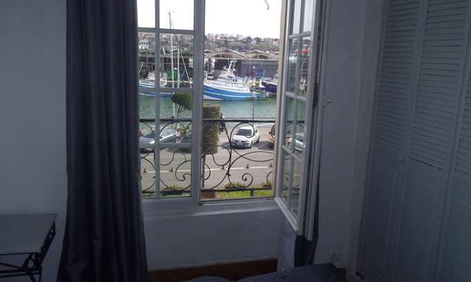 Dieppe Apartment | charming town in the studio on the port of Dieppe