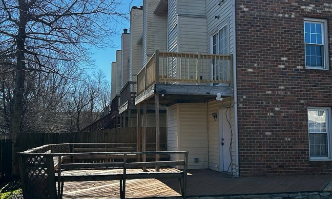 Norfolk - Virginia Beach House | Charming townhome in welcoming Virginia Beach with WiFi, AC