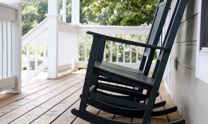 Lackey Cottage | Charming two bedroom in The Cottages at King's Creek Plantation