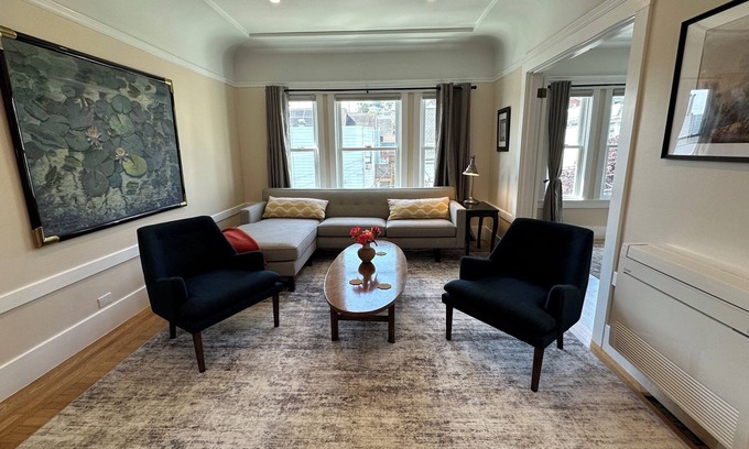 Noe Valley Apartment | Charming & upscale Noe Valley 2BR/1.5BA. Walk to Shops, Dining & Transit Access