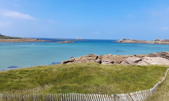 Plouguerneau House | Charming vacation home with terrace and garden 200m from the beach