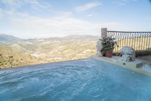 Algarinejo Villa | Charming Villa in Algarinejo with Private Pool